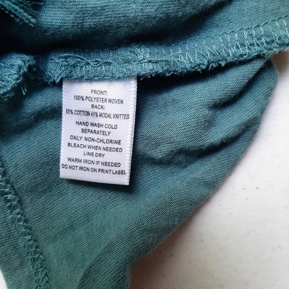 Ann Taylor LOFT Tiered Front Sleeveless Top, Woman's Size Small - Picture 4 of 4